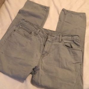 LEVIS • Slightly Distressed Grey Jeans